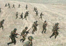 Armenia acuză forțele ruse de menținere a păcii că au rămas pasive în cursul unei incursiuni azere